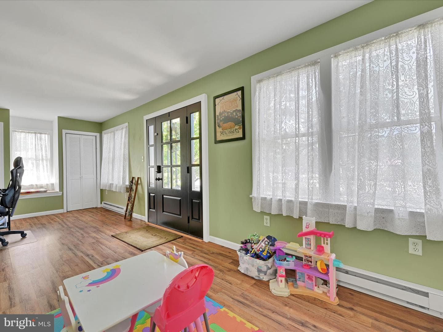 212 Lake Front Drive photo 5