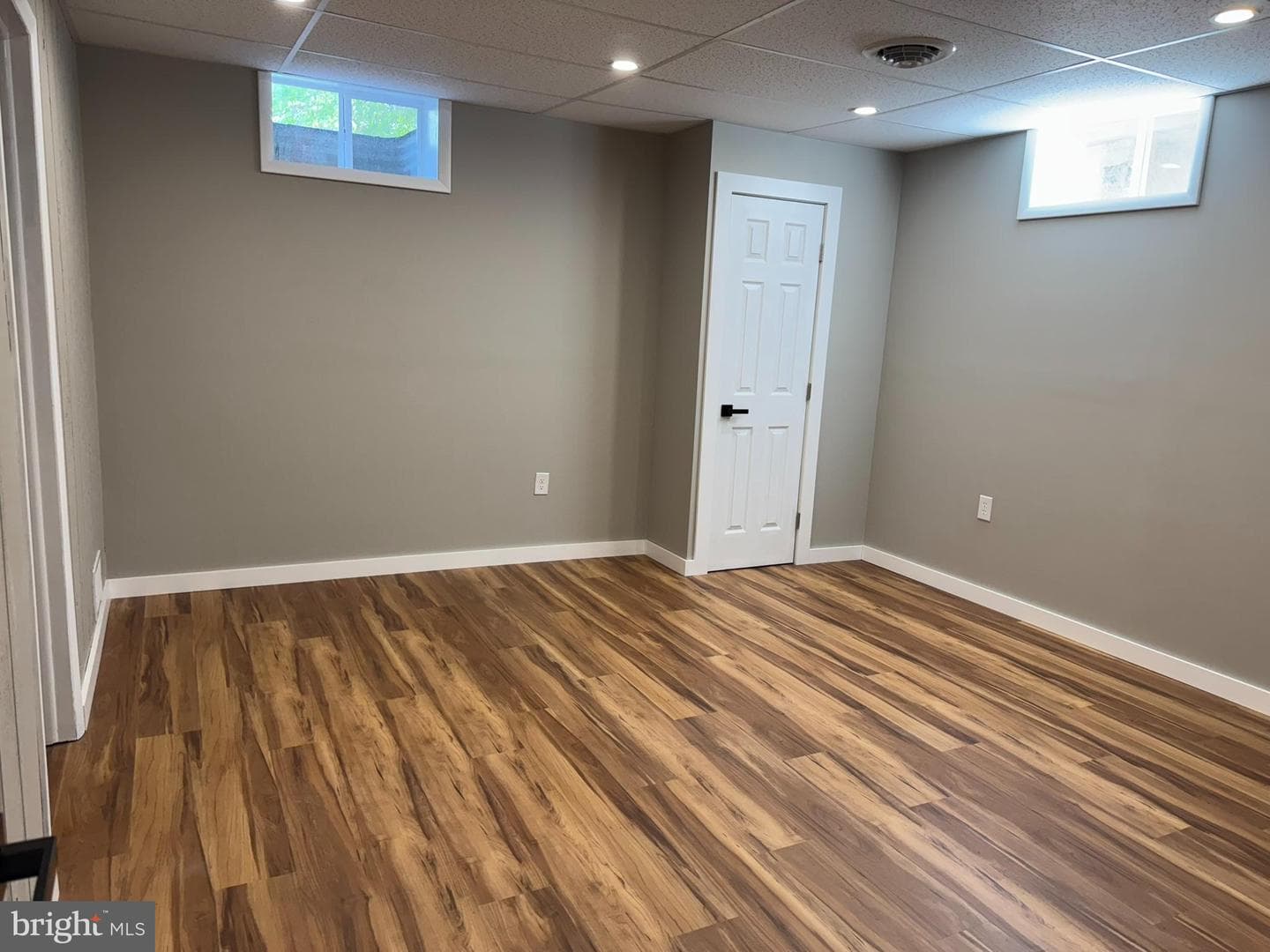 330 E Centre Street photo 48