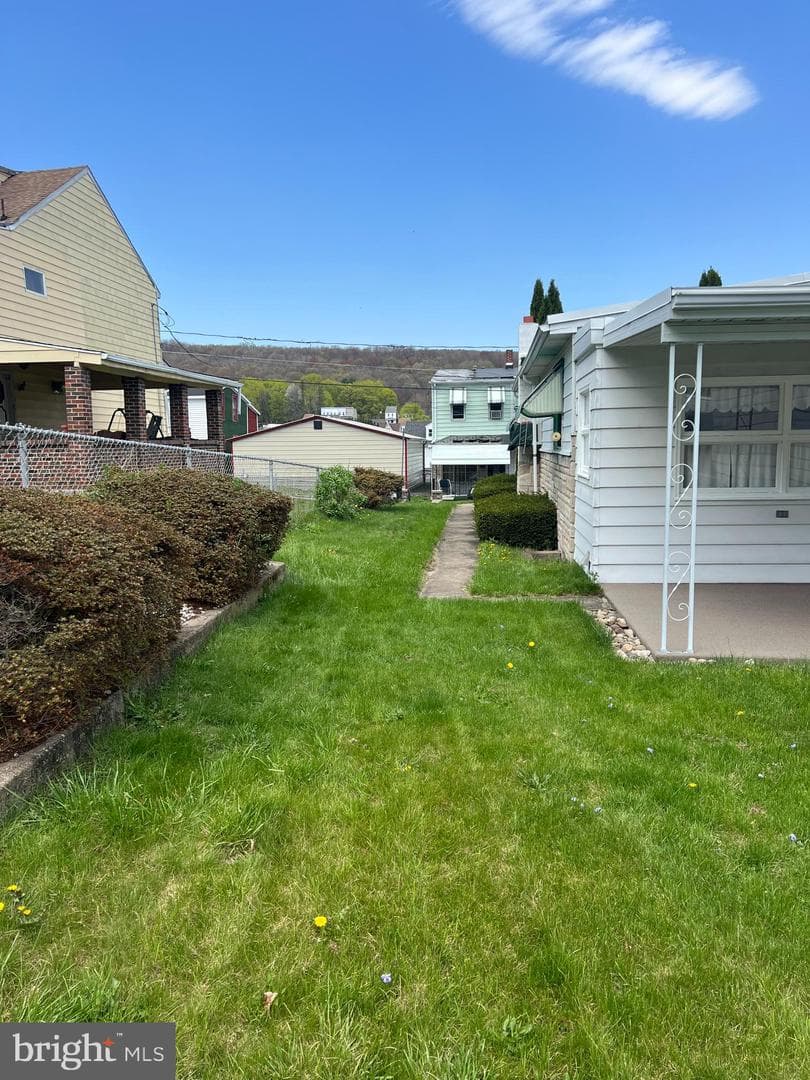 1228 Spruce Street photo 11
