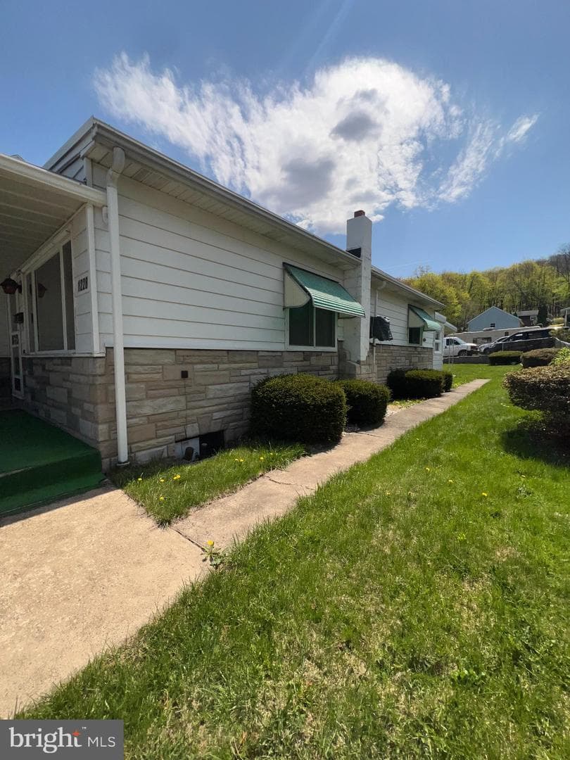 1228 Spruce Street photo 7