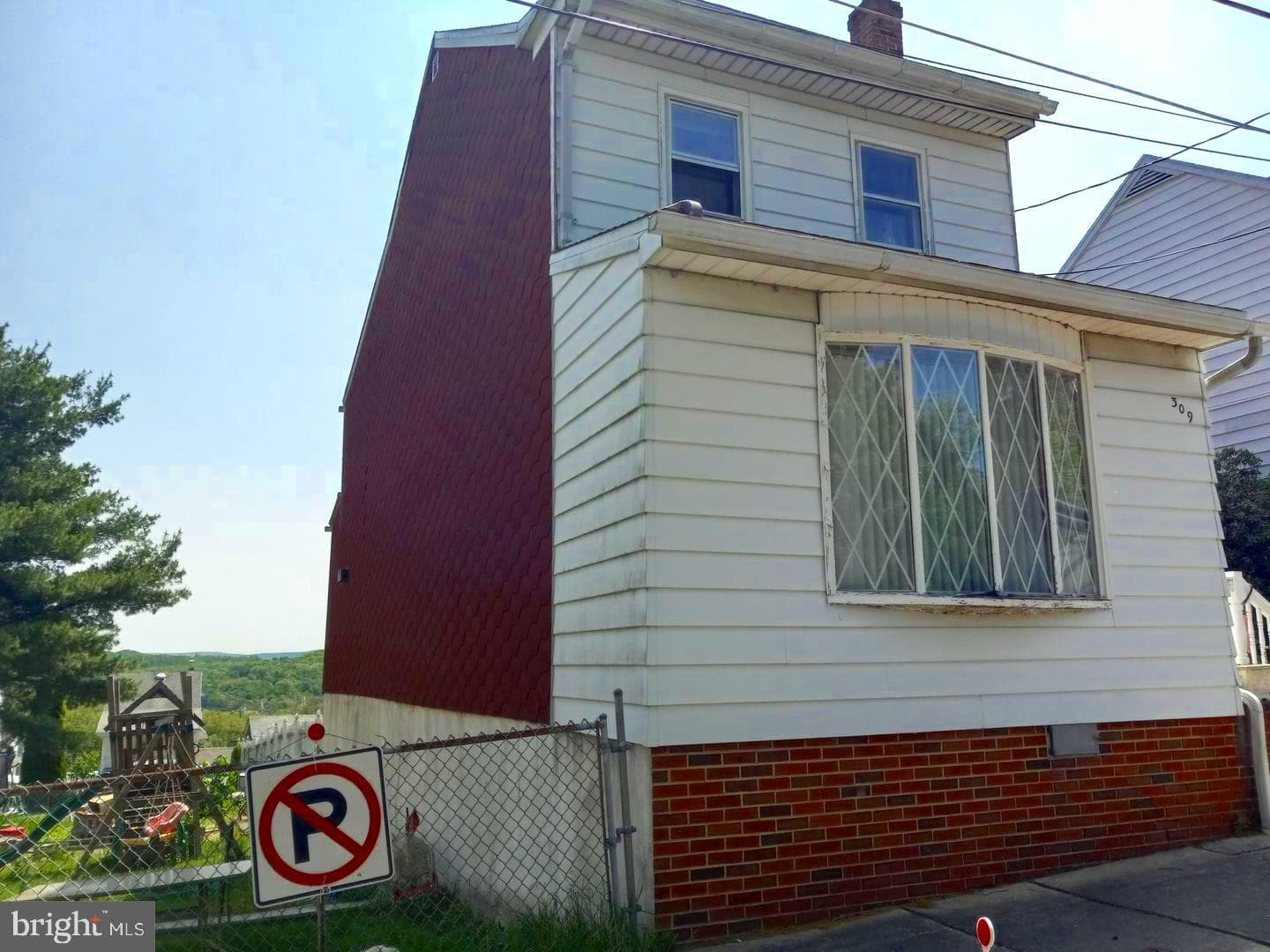 309 Chestnut Street photo 2