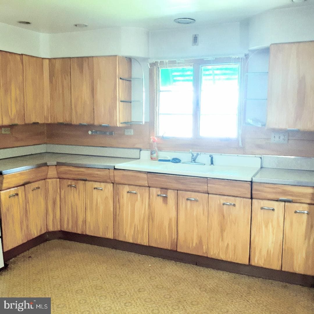 309 Chestnut Street photo 9