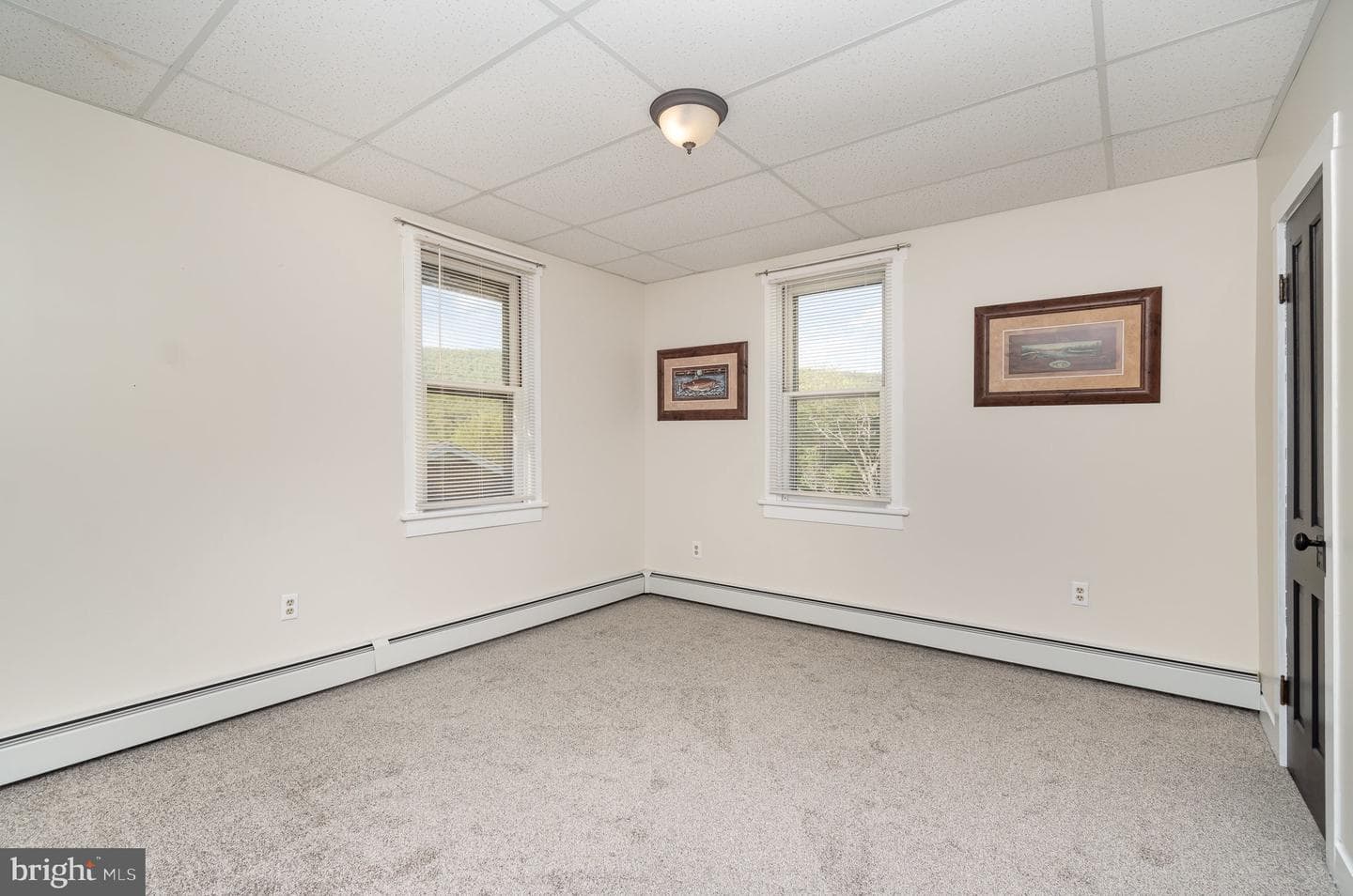 407 Greenwood photo 14