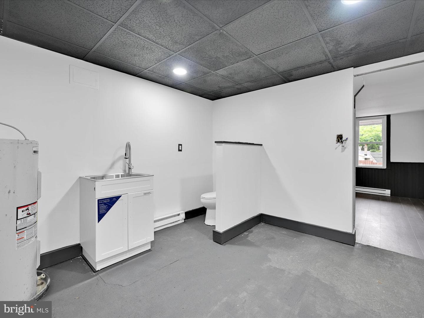 1420 W Walnut Street photo 17