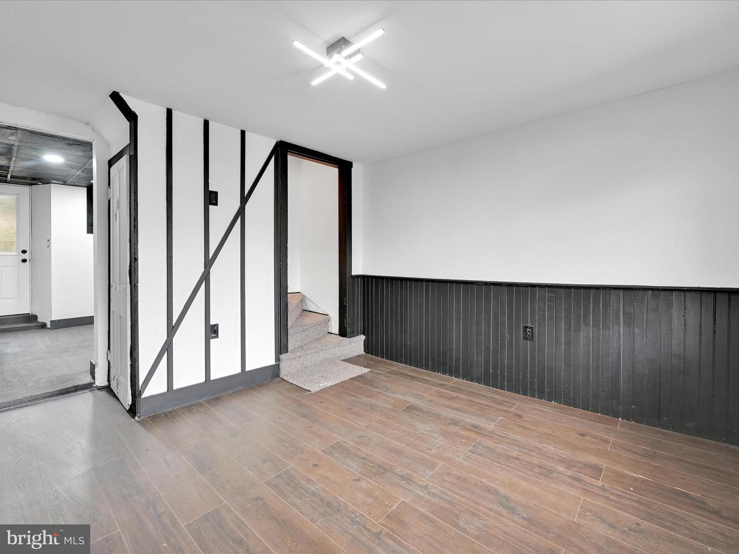 1420 W Walnut Street photo 19