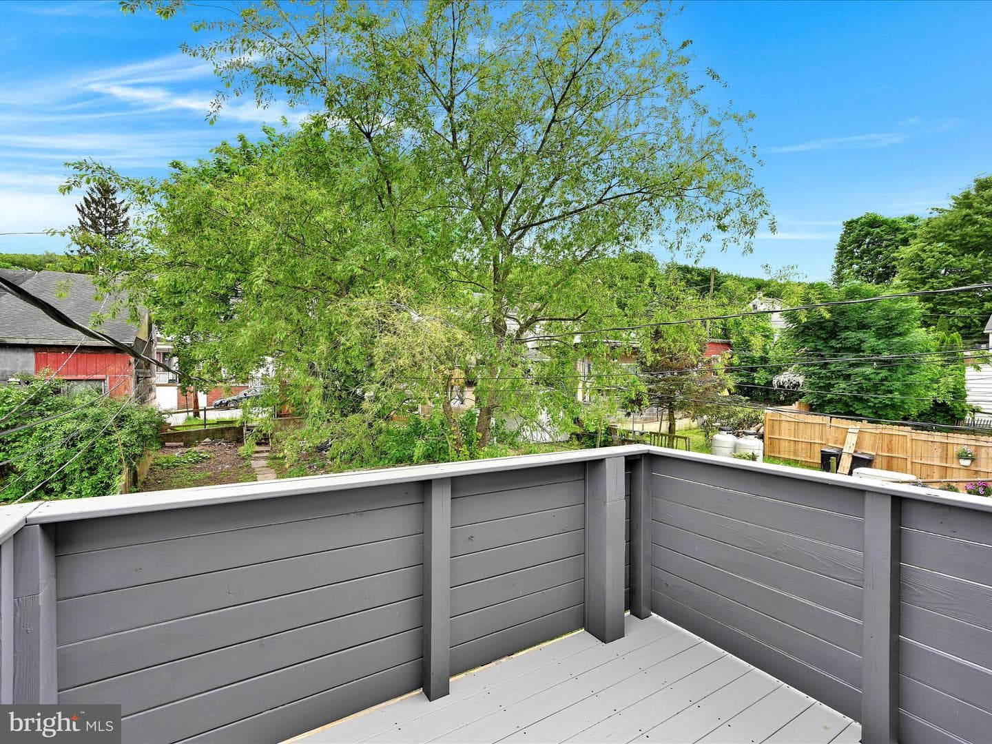1420 W Walnut Street photo 25