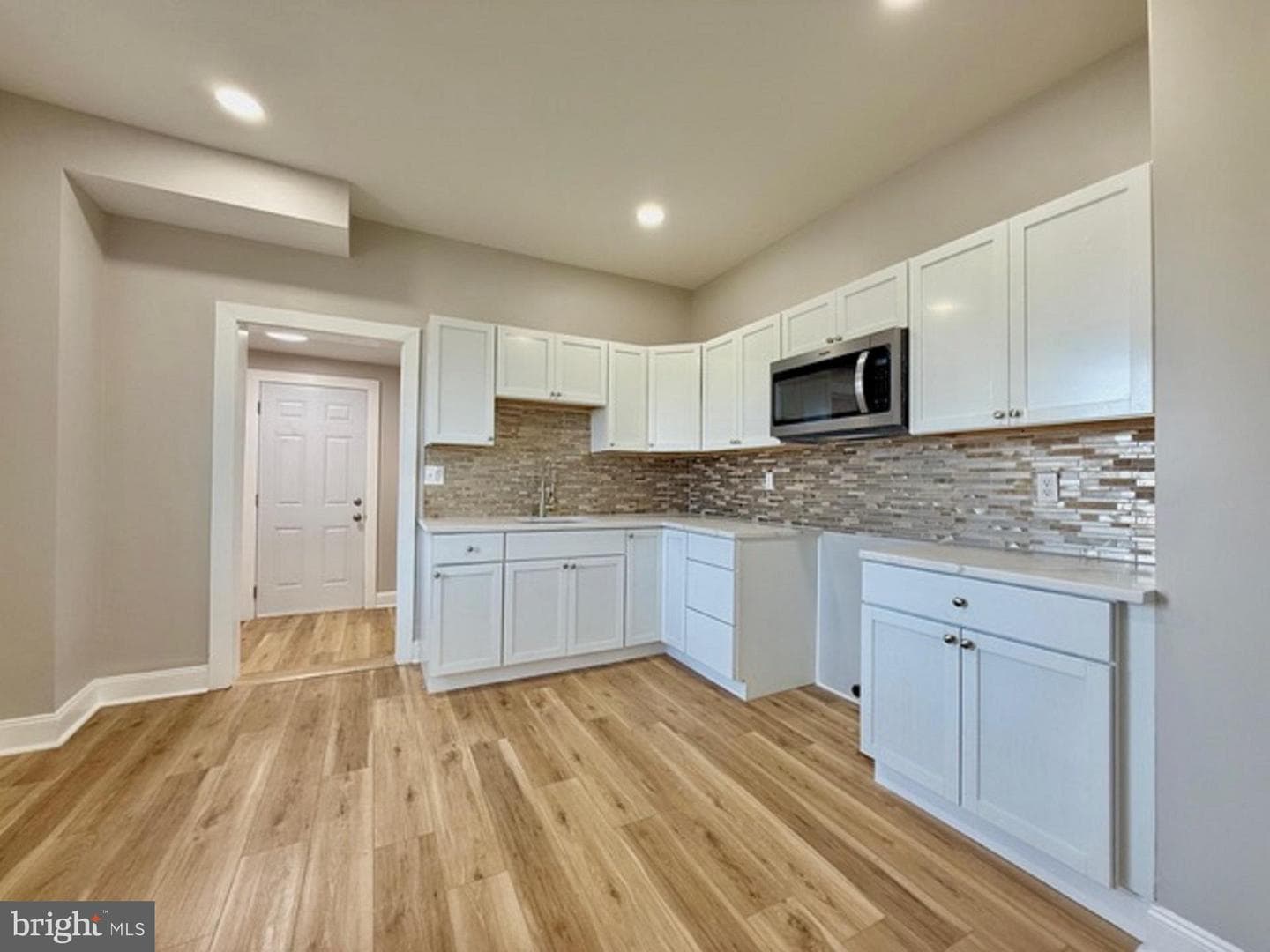 208 George Street photo 15