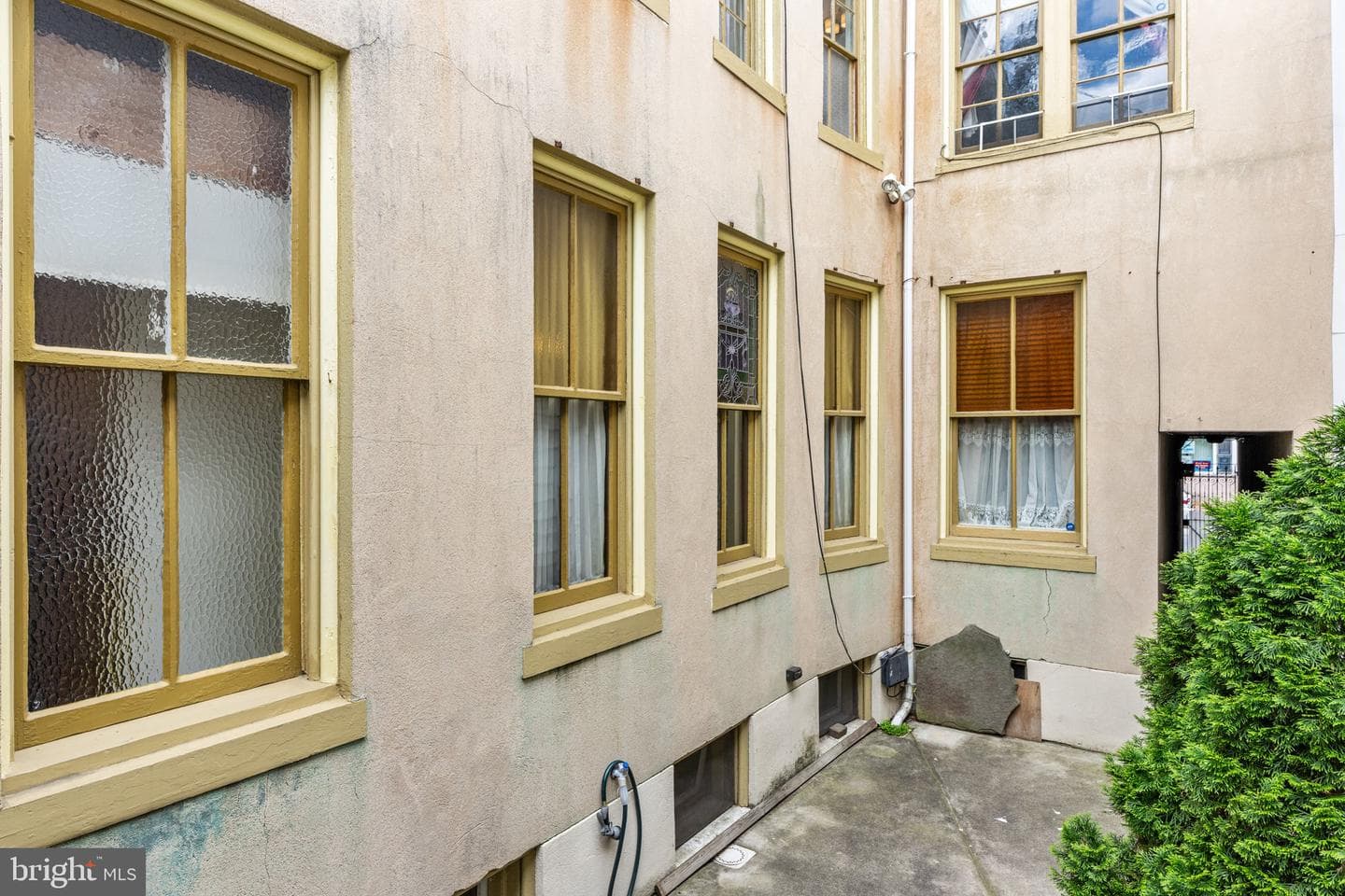 611 W Market Street photo 41