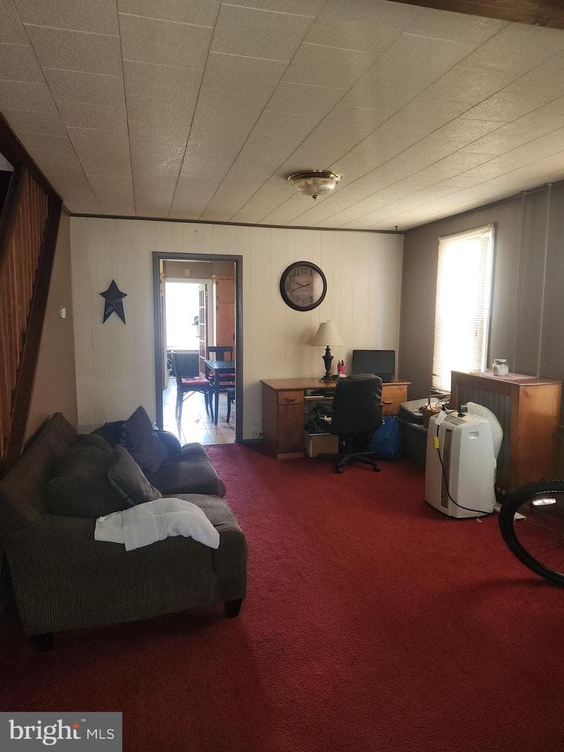 406 Parkway photo 5