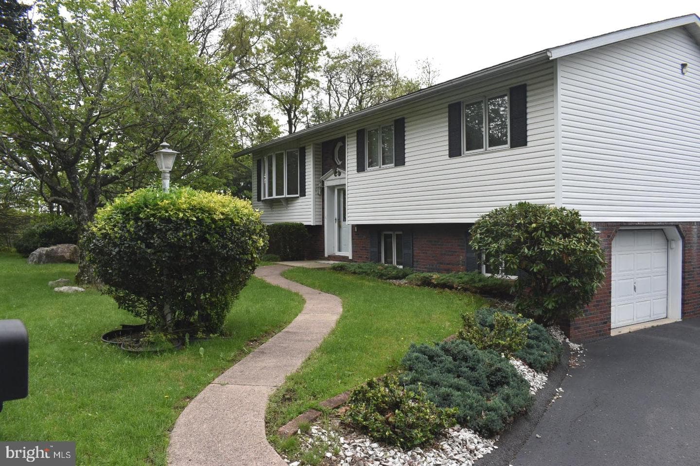 324 California Avenue photo 10