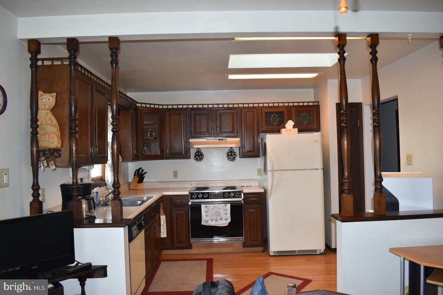 324 California Avenue photo 28