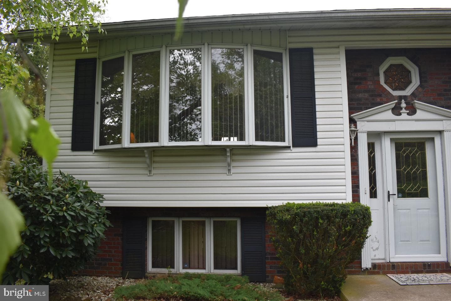 324 California Avenue photo 4