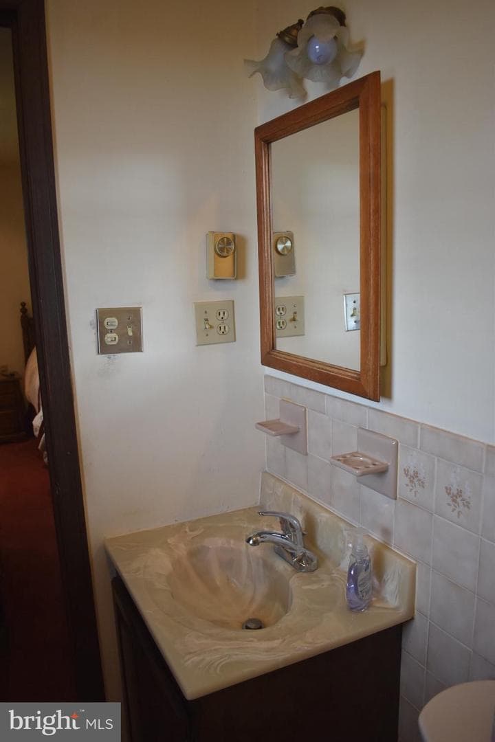 324 California Avenue photo 45