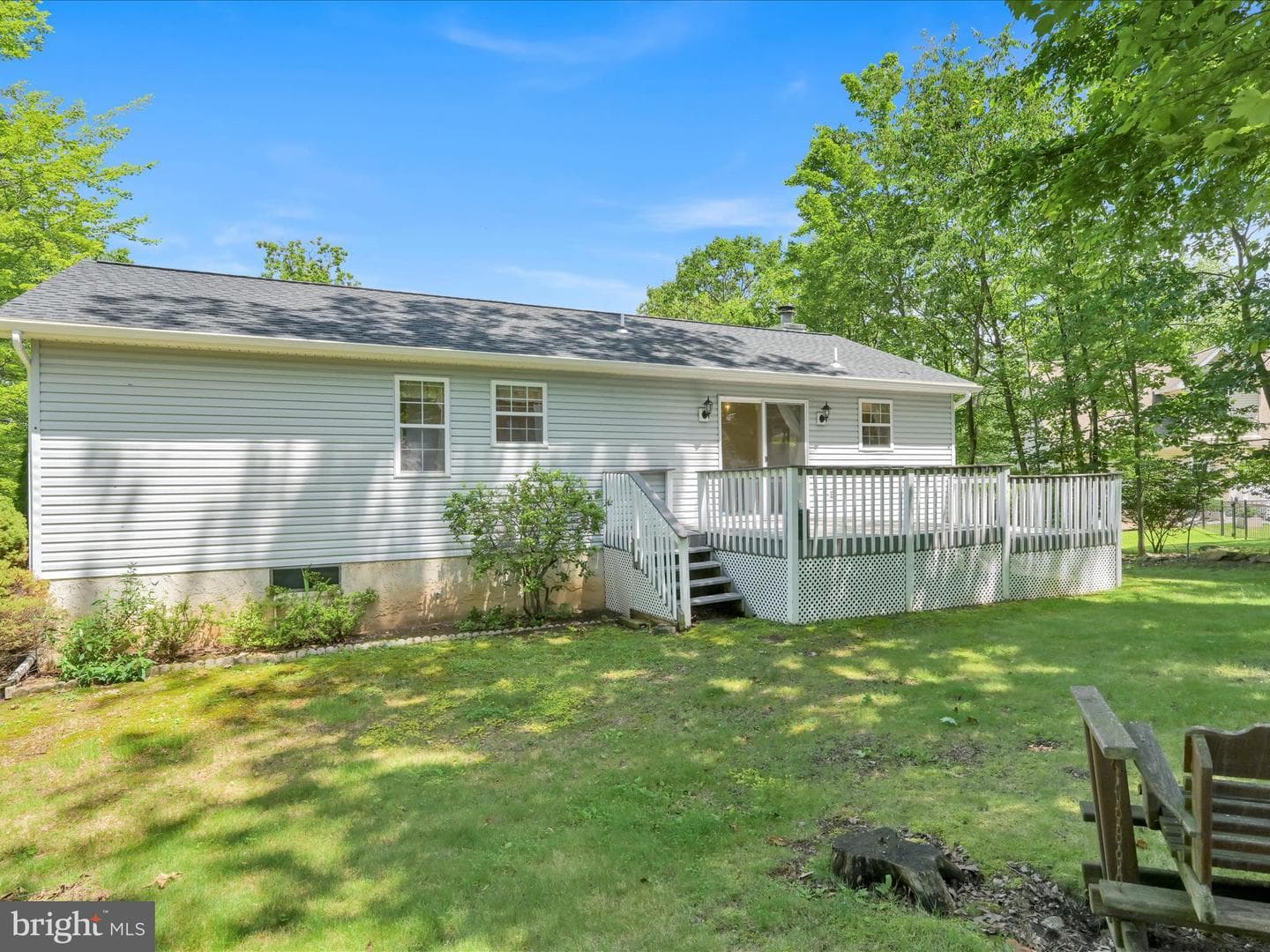 95 Comanche Drive photo 3