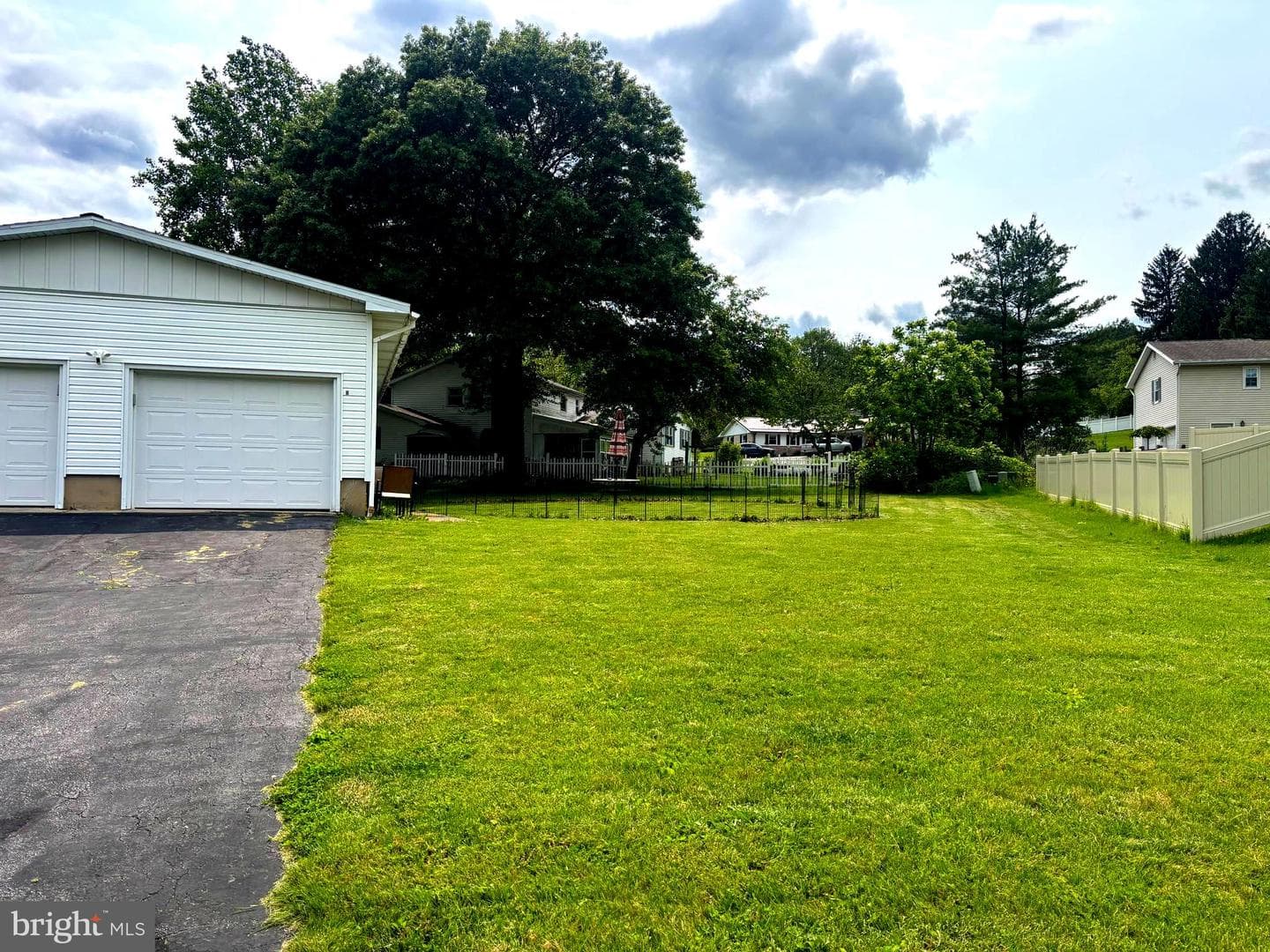 230 Eisenhower Drive photo 5