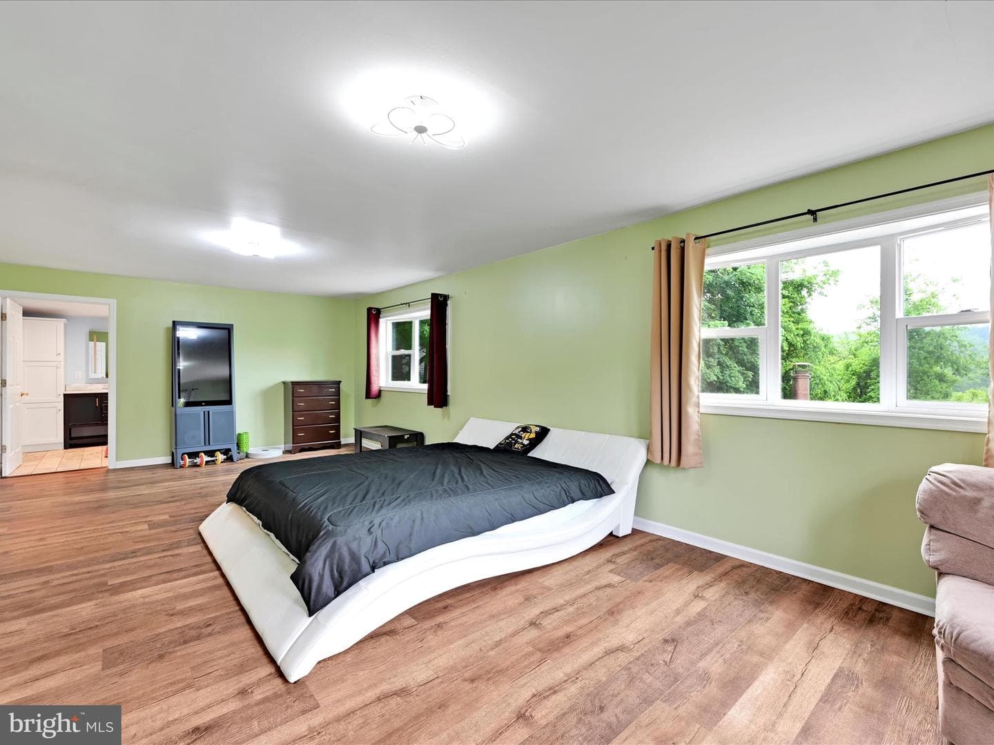 913 Wynonah Drive photo 18