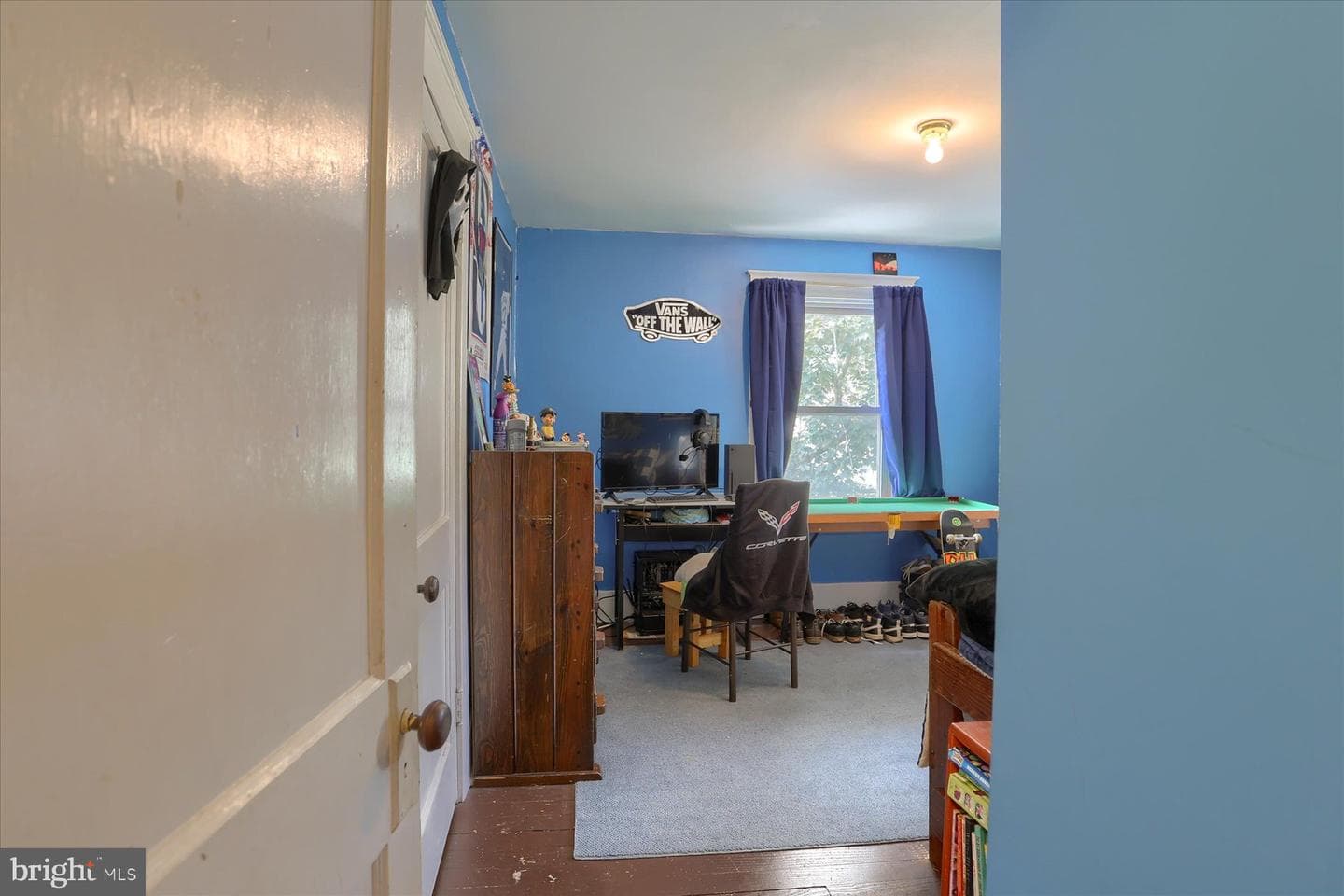 2 E Clements Street photo 17