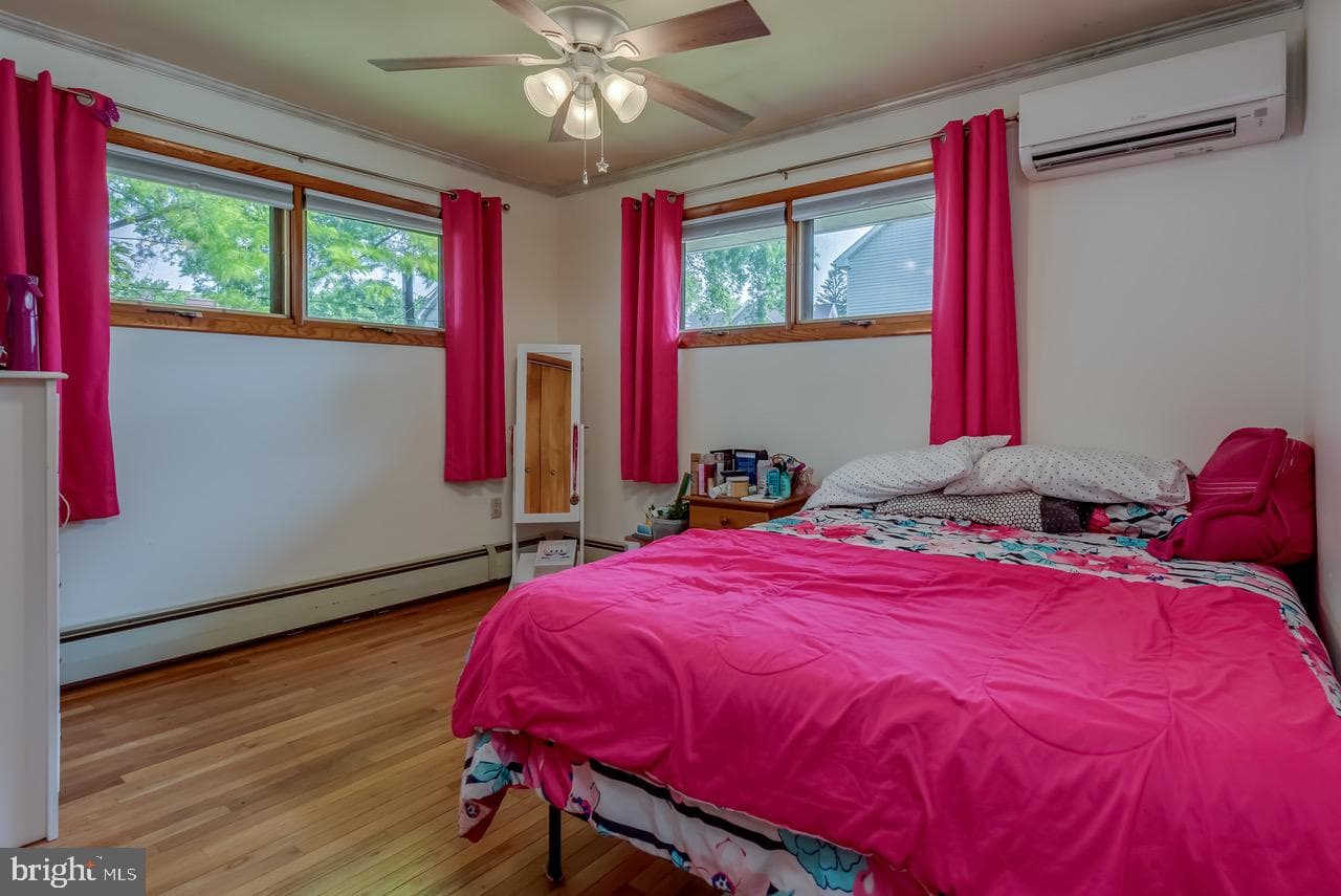 18 E Pine Street photo 20