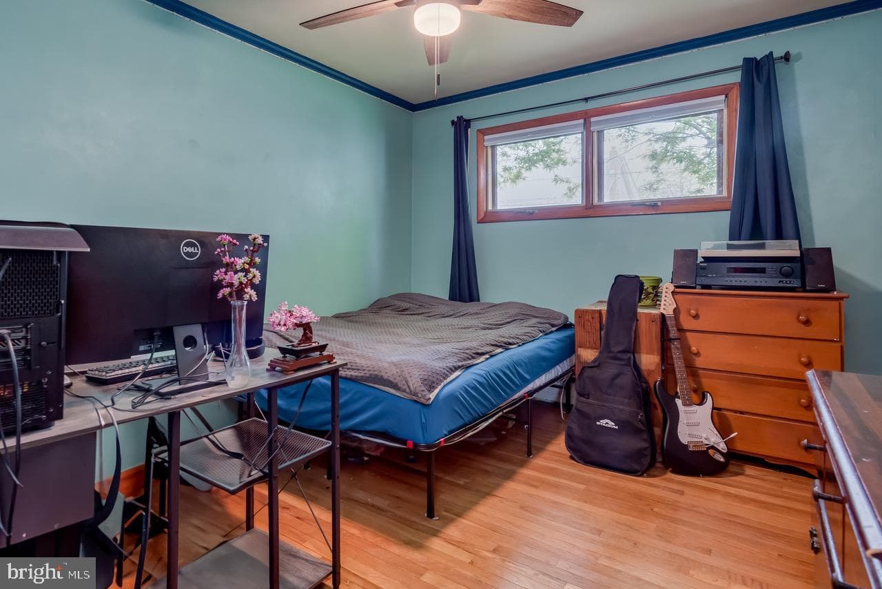 18 E Pine Street photo 21