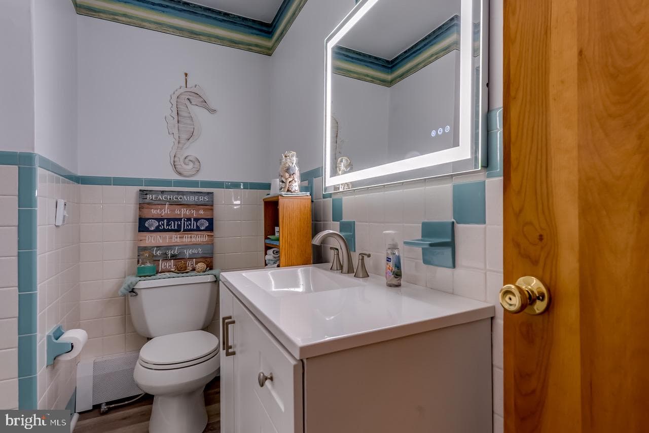 18 E Pine Street photo 22