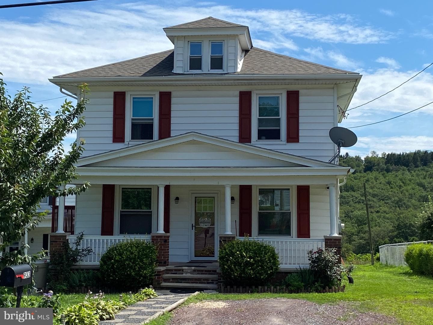 933 Barnesville Drive photo 42