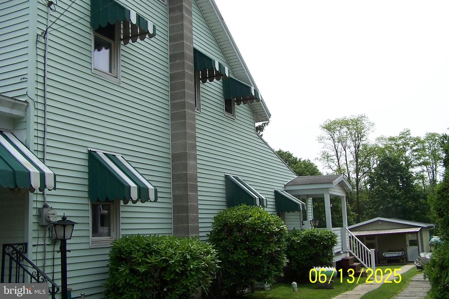 115 Maple Street photo 2