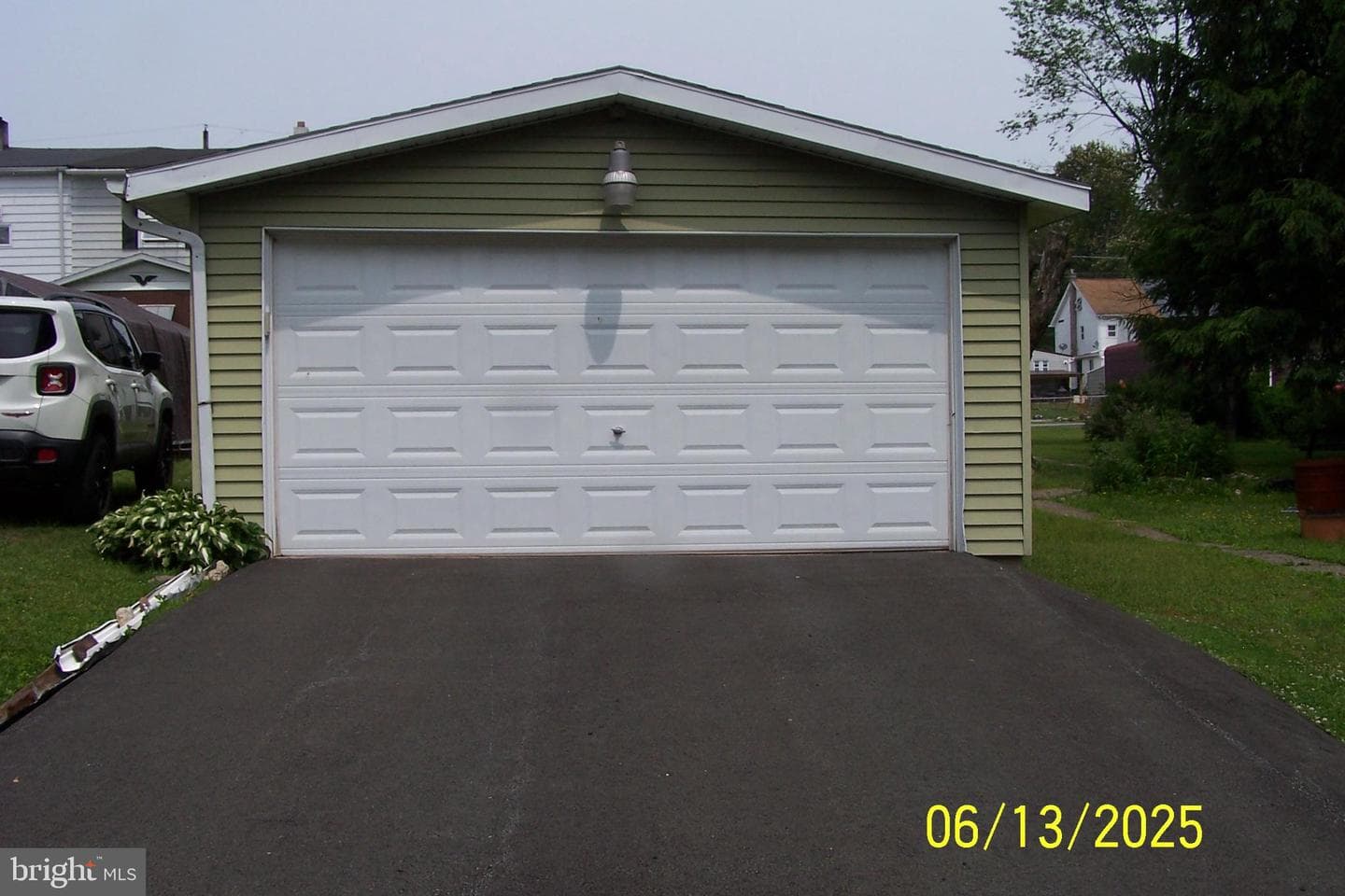 115 Maple Street photo 3