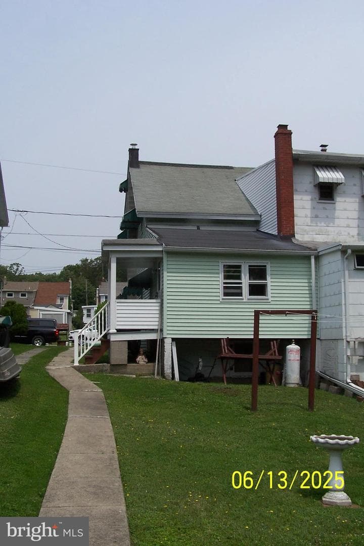 115 Maple Street photo 5