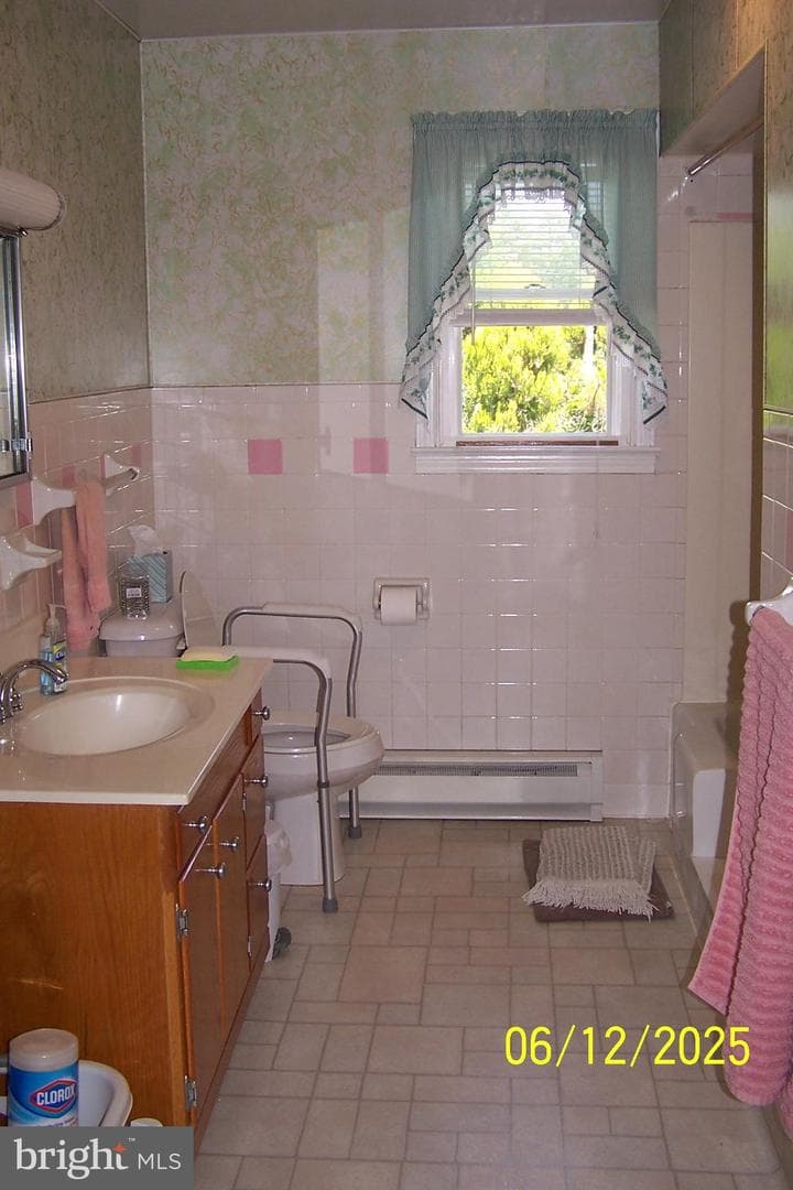 262 Claremont Avenue photo 27