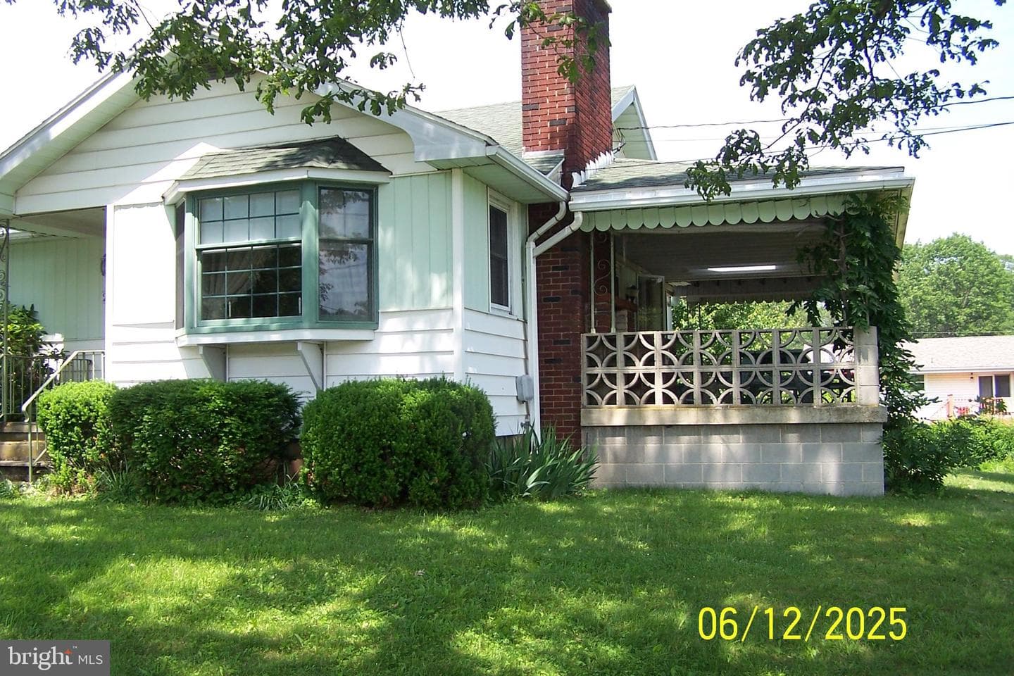 262 Claremont Avenue photo 3