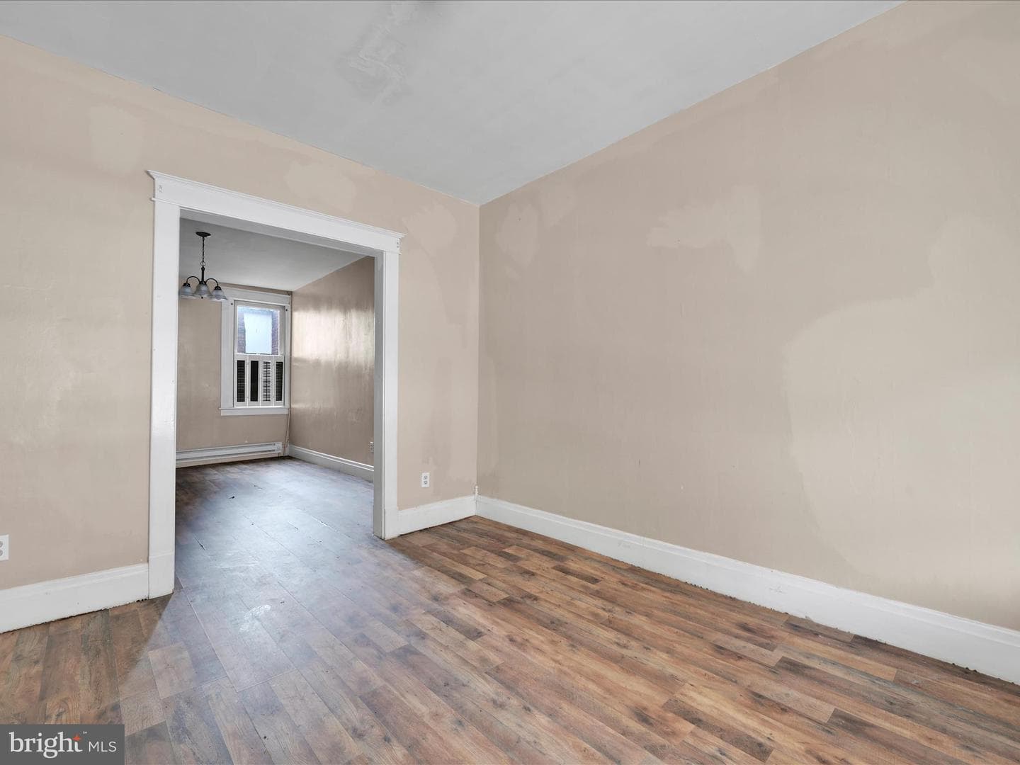 608 Fairview Street photo 3