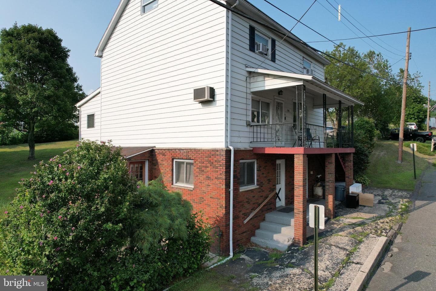 101 W Walnut Street photo 13