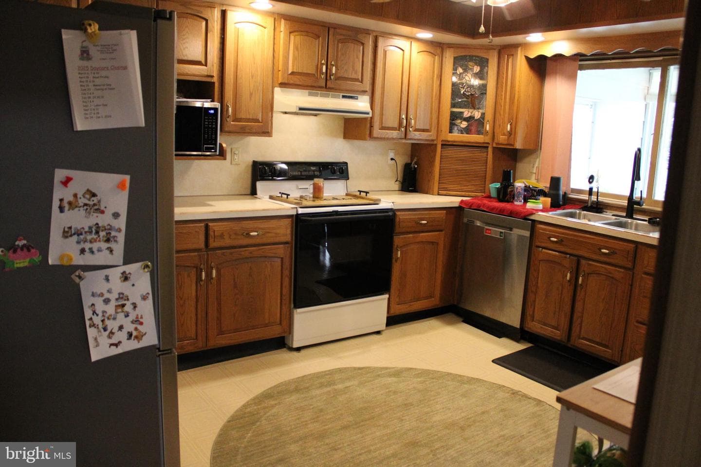 101 W Walnut Street photo 21