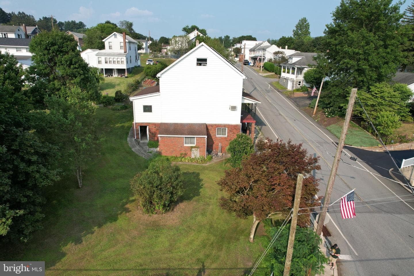 101 W Walnut Street photo 9