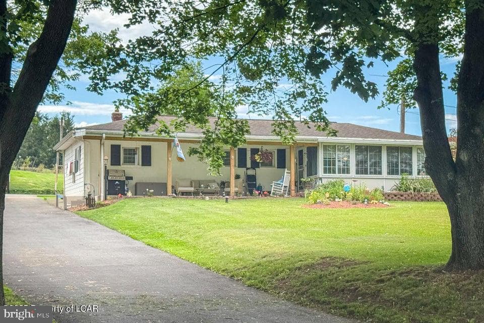 208 Clarks Valley Road photo 3