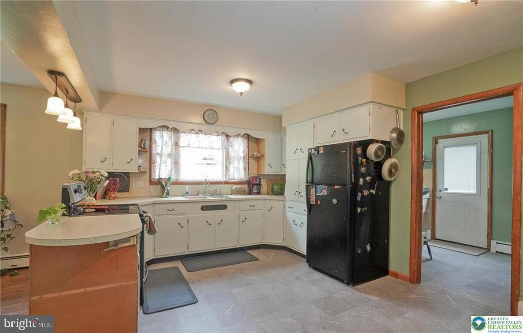 201 Lincoln Dr photo 27