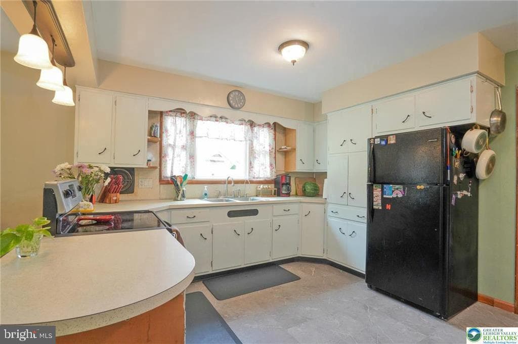201 Lincoln Dr photo 28