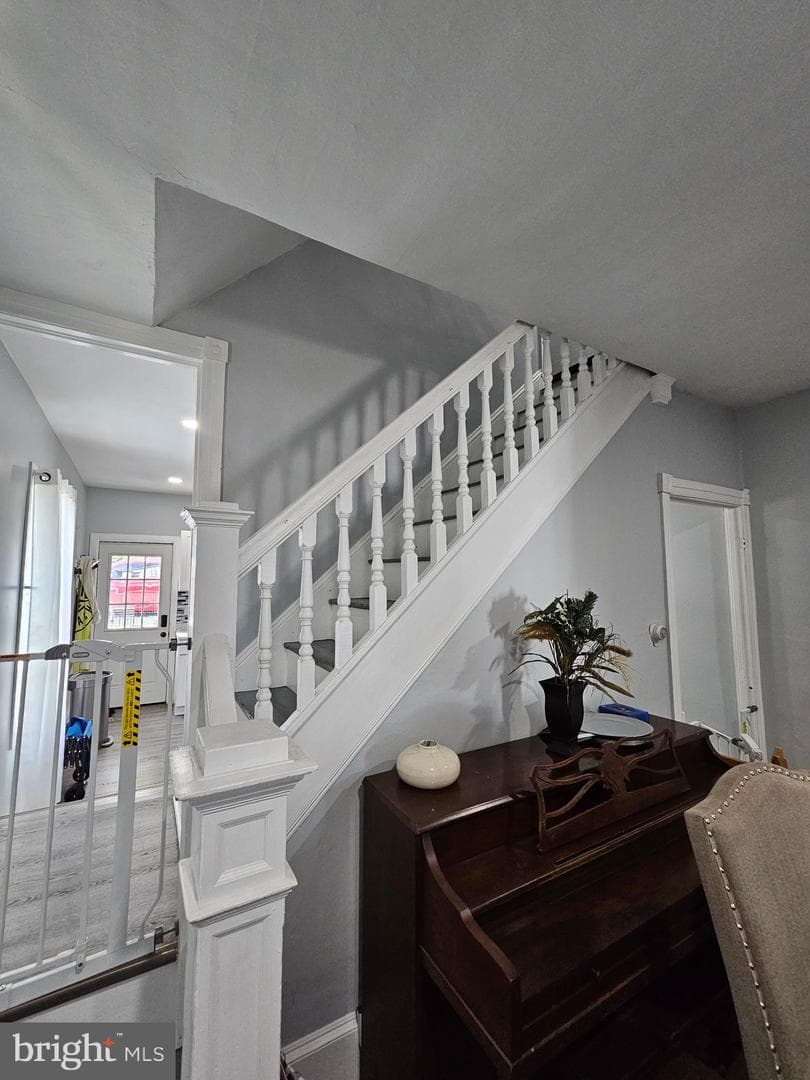 248 5th Street photo 16