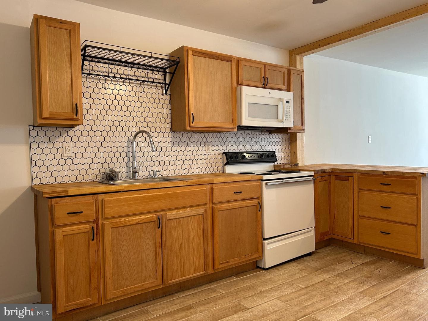 1613 Walnut Street photo 11
