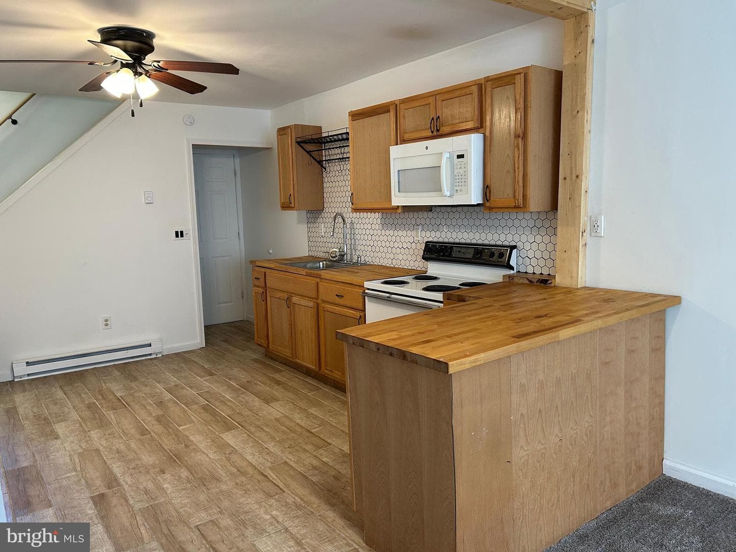 1613 Walnut Street photo 9