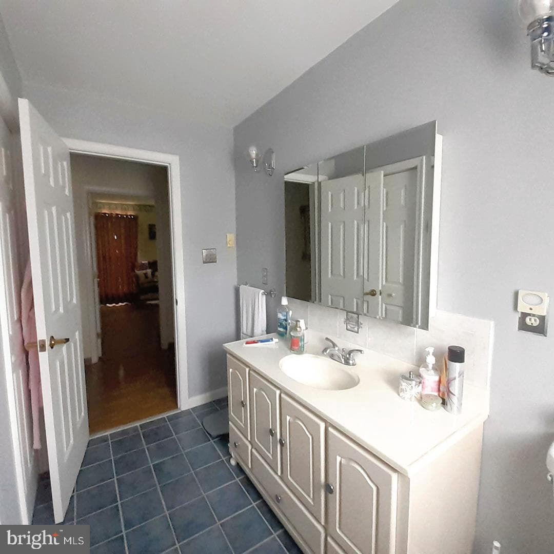 30 Meadow Brook Drive photo 29