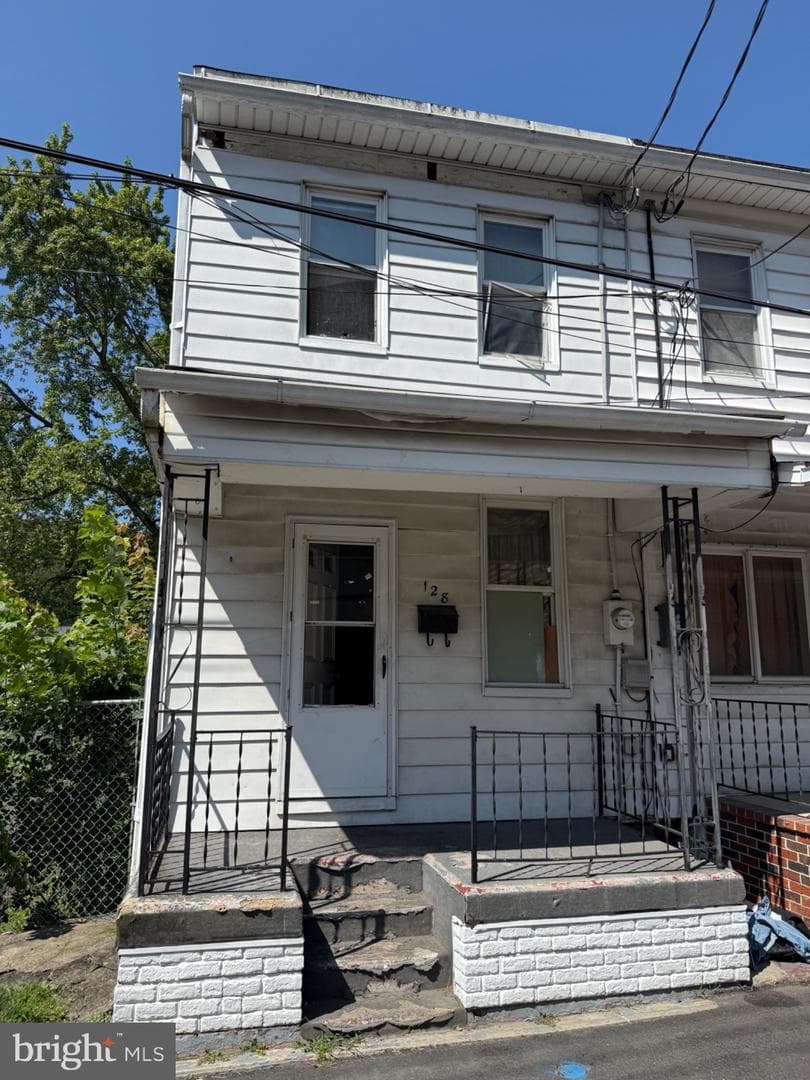 128 Preston Avenue, Girardville
