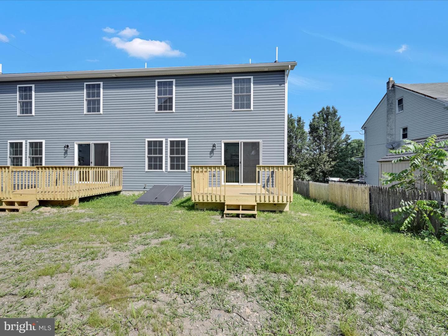 220 W High Street photo 26