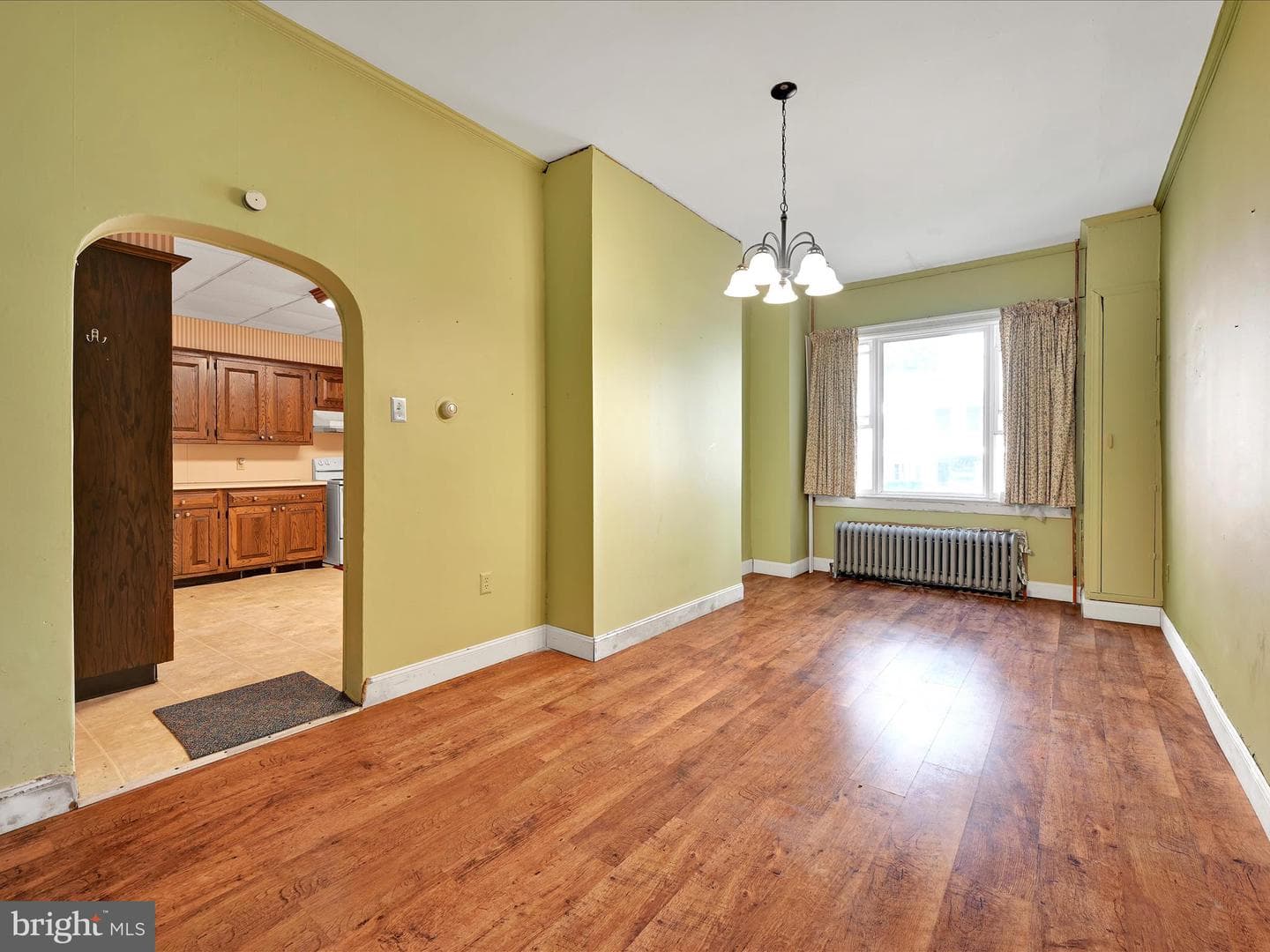 129 W Mahanoy Street photo 11
