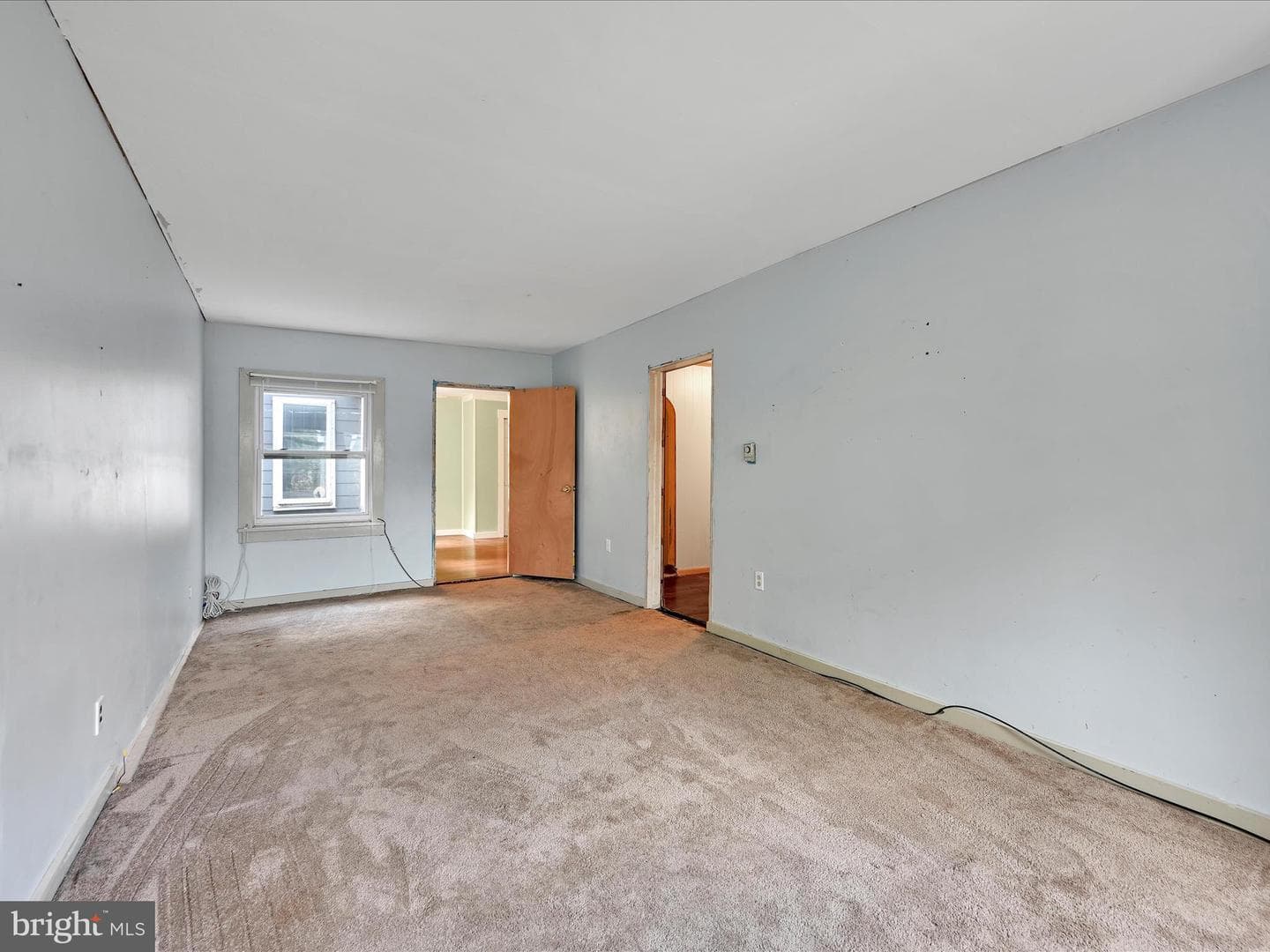129 W Mahanoy Street photo 27