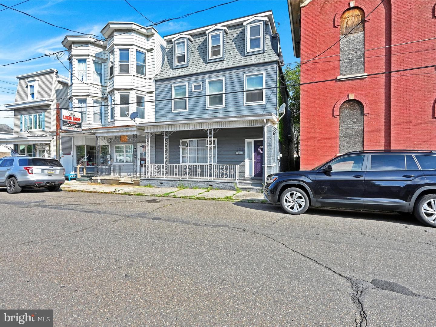 129 W Mahanoy Street photo 3