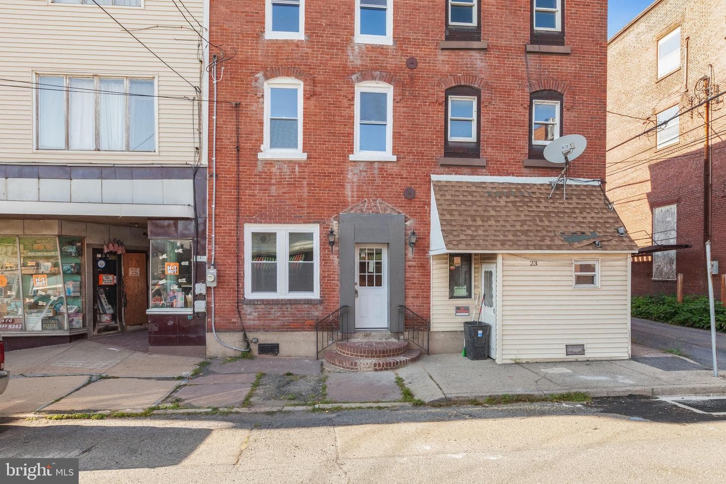 25 W Coal Street photo 2