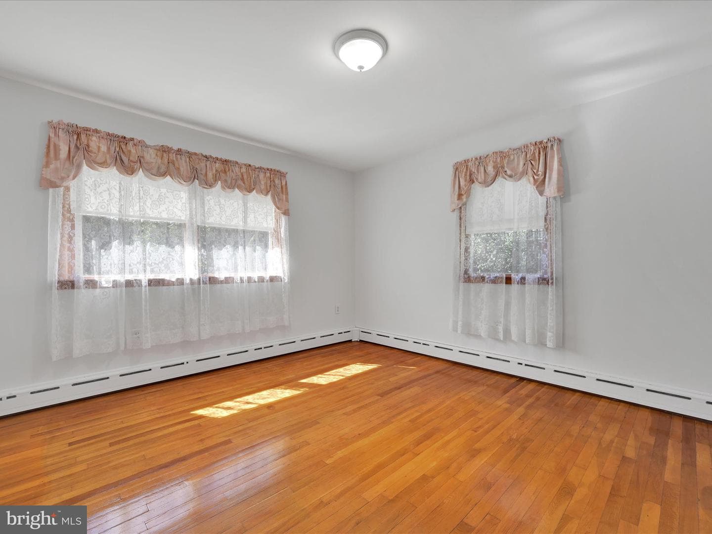 231 Market Street photo 15