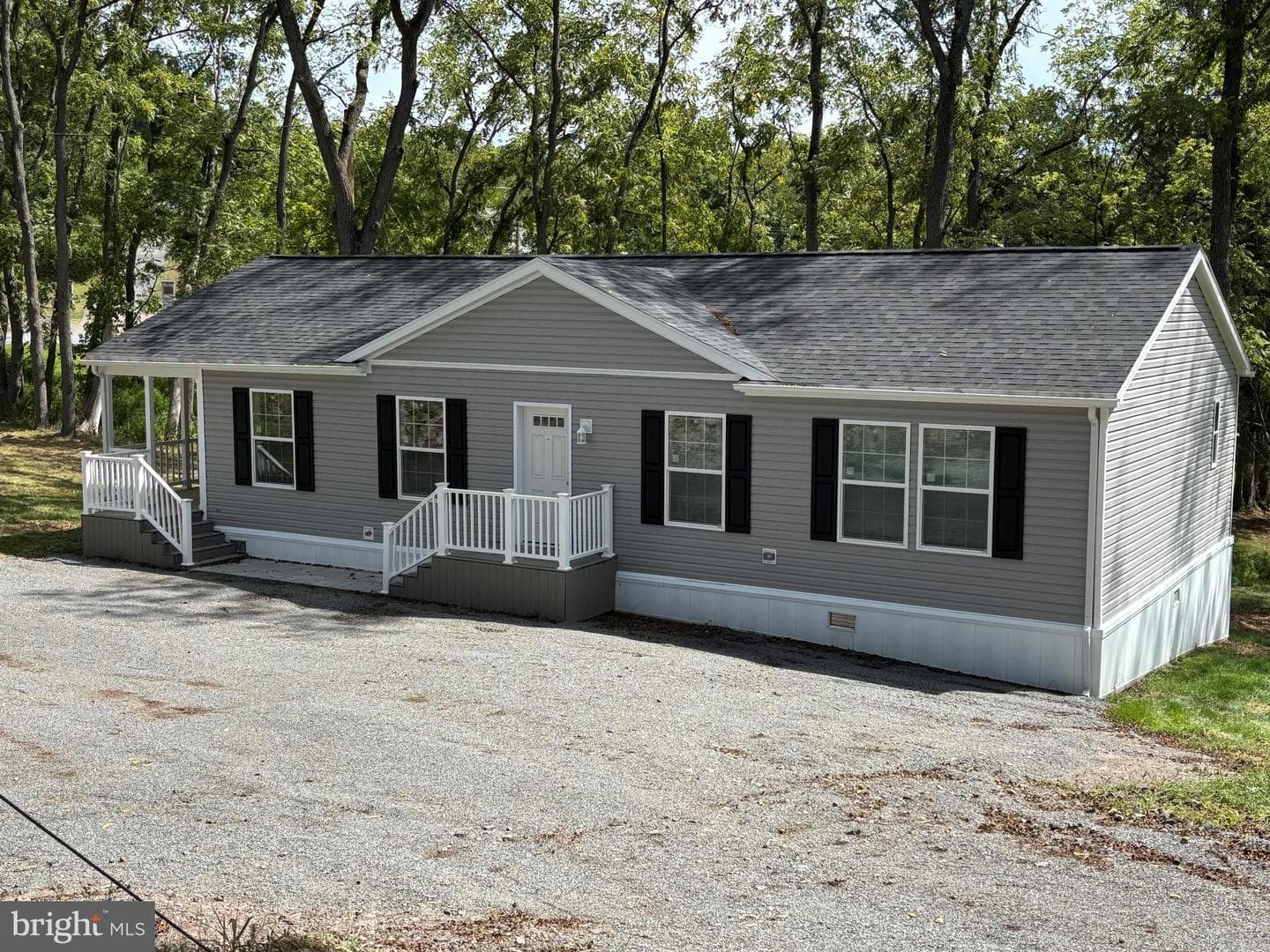 154 Country Club Road photo 2