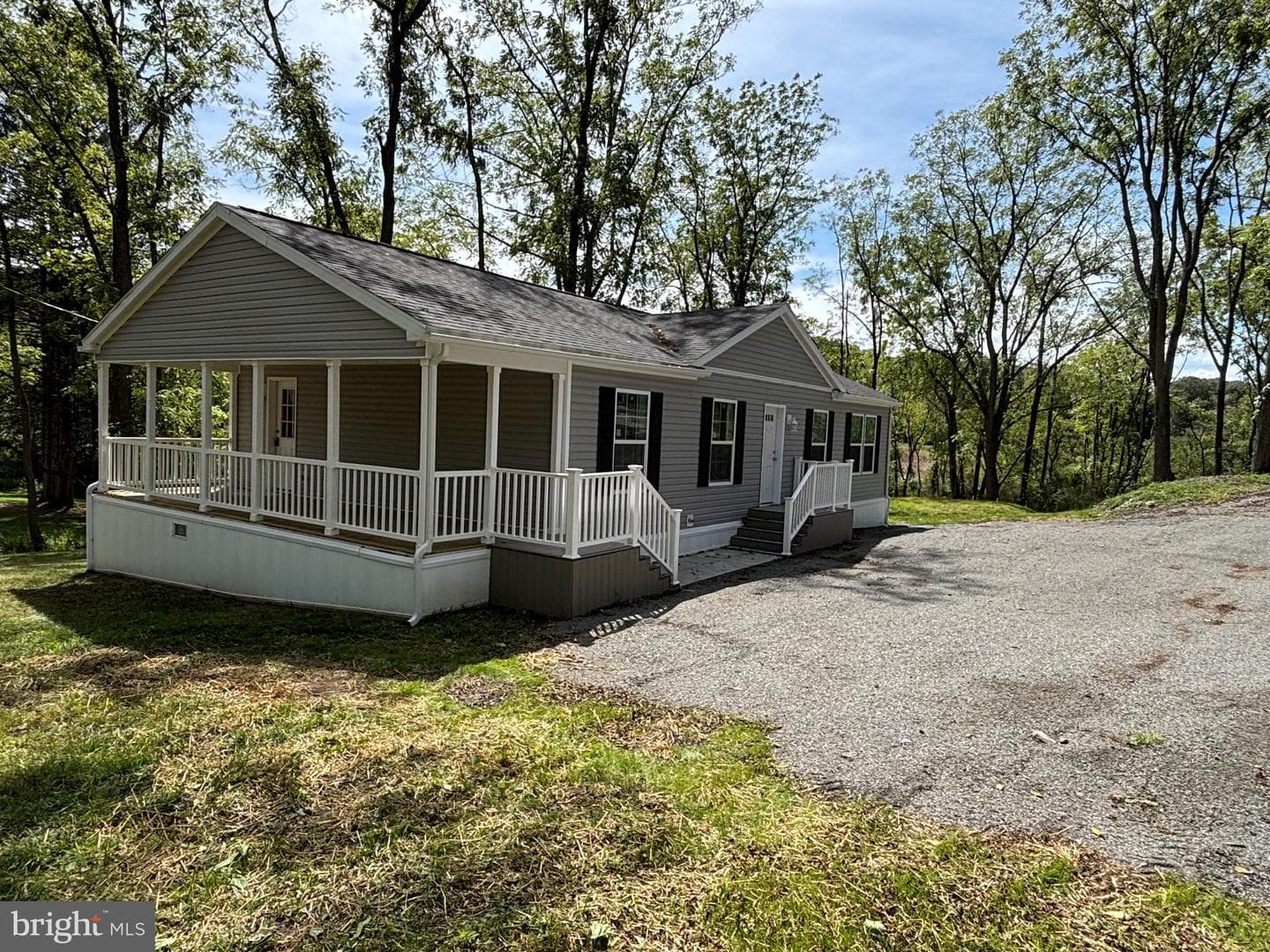 154 Country Club Road photo 4